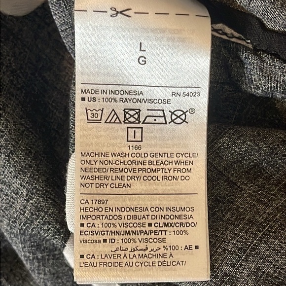 Old Navy Black And White Polka Dot Sleeveless Blouse Size L - Picture 4 of 4